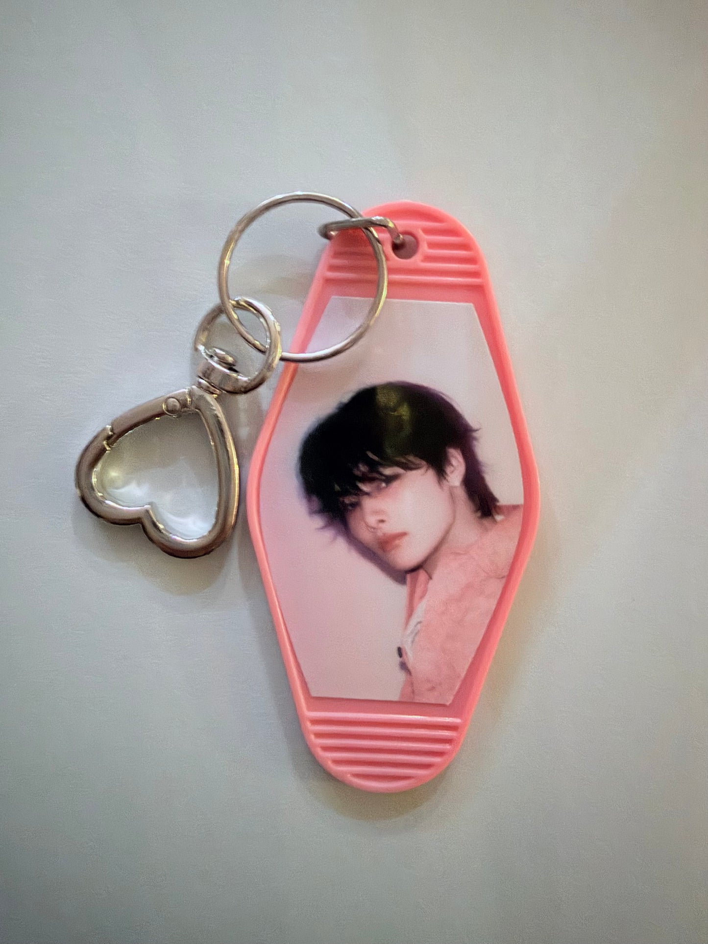 Stray Kids Motel Keyring