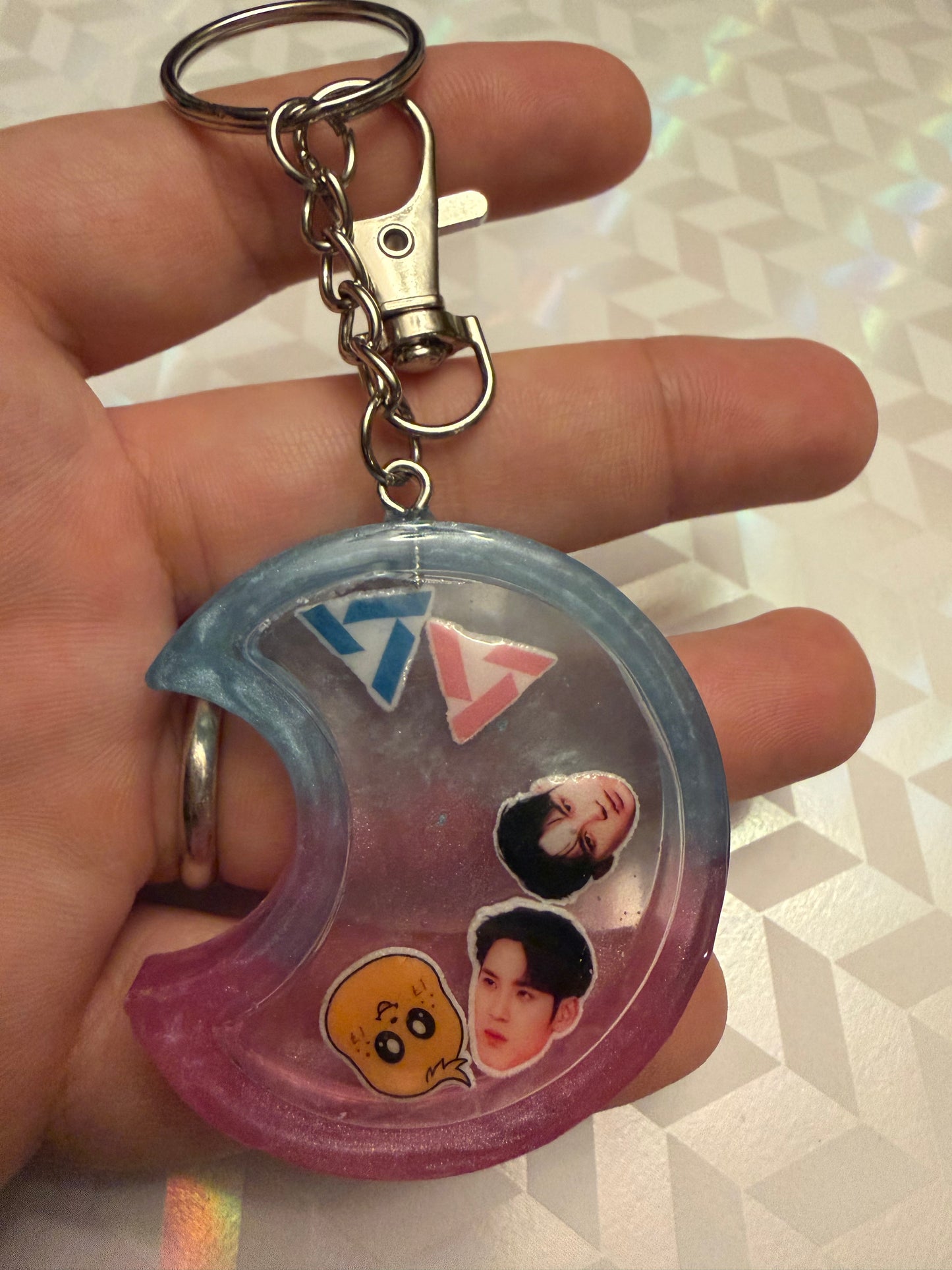 SEVENTEEN Shaker Keyring