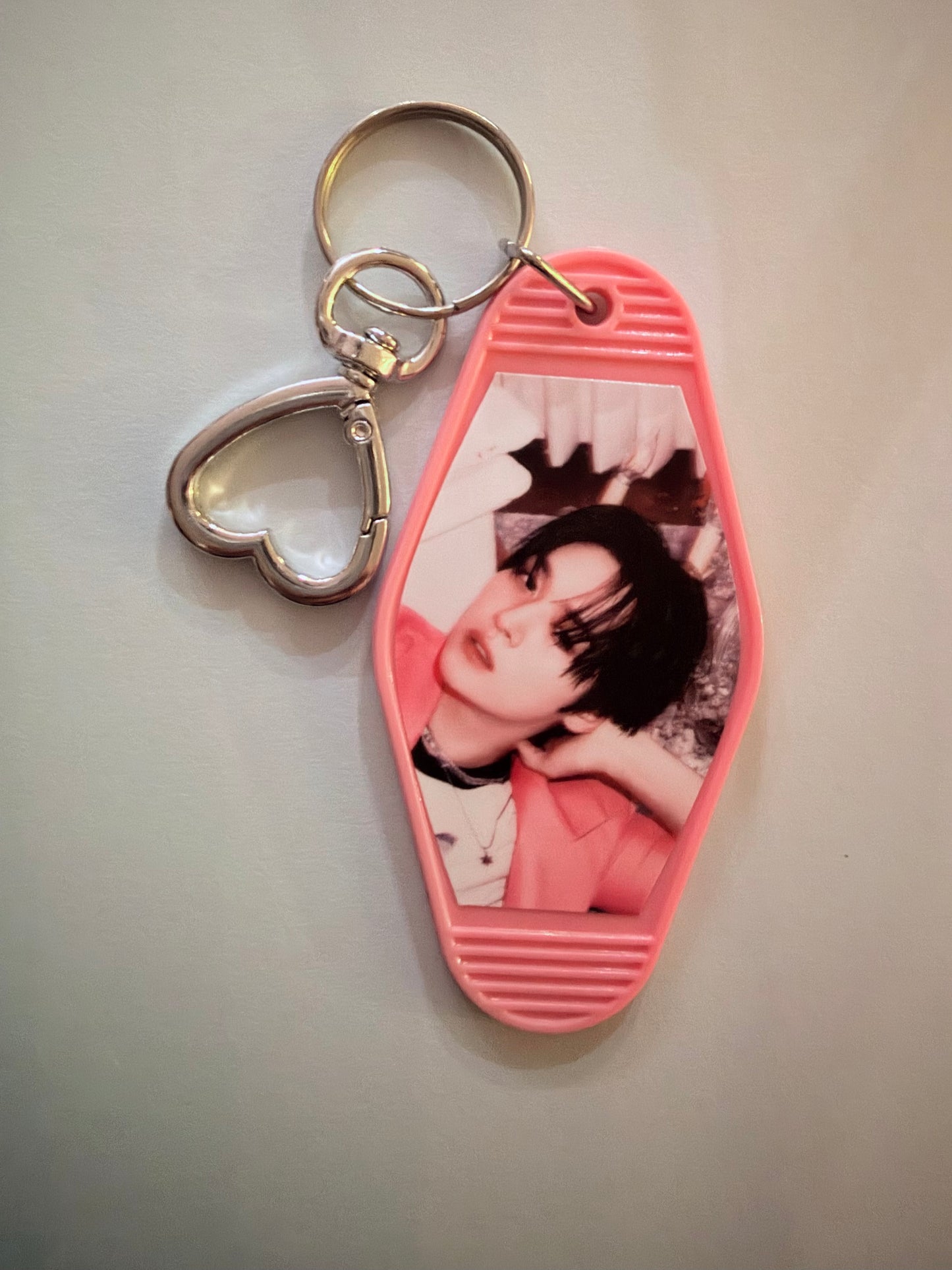 Stray Kids Motel Keyring