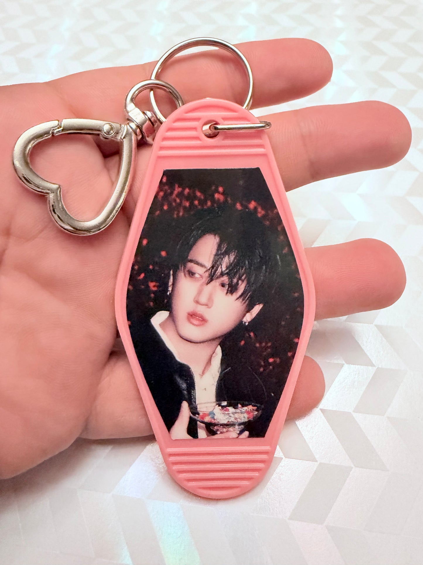 Stray Kids Motel Keyring