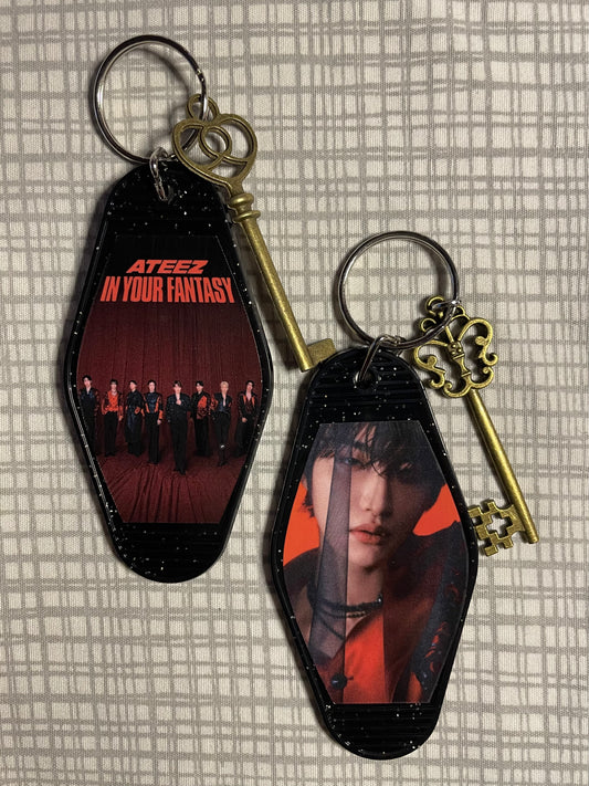 ATEEZ Motel Keyring
